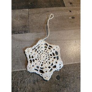 Crocheted star white ornament xmas
